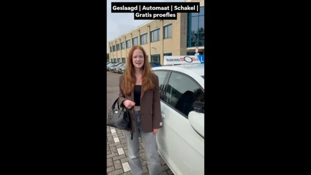 Robin geslaagd voor rijbewijs bij Rijschool sOs